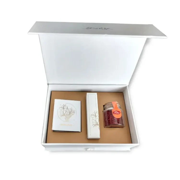 زعفران 3 گرمی کادویی سحرخیز طرح سحربانو